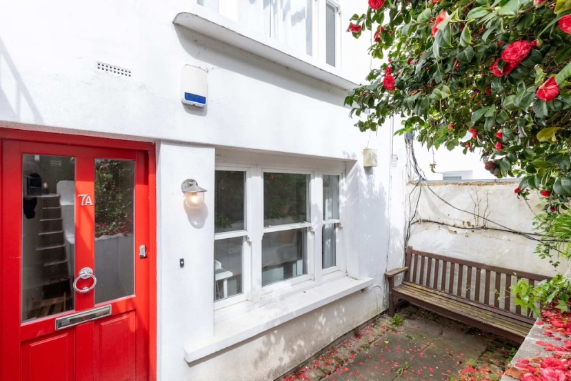 Homely 2BD Flat W/private Patio Near Maida Vale! — отель в Лондоне, Соединенное Королевство