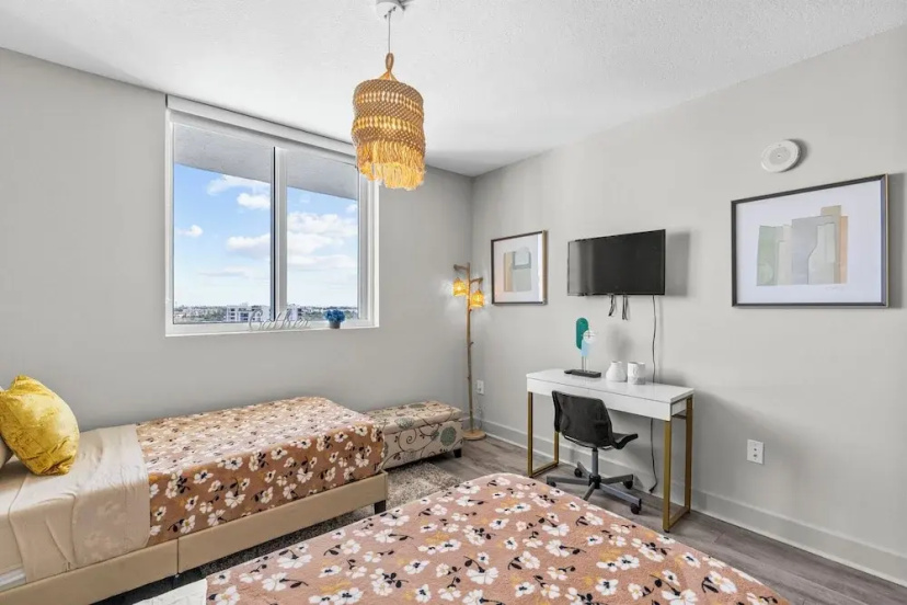 2Br2Ba Next To Jackson Memorial Hospital — забронировать отель в Майами