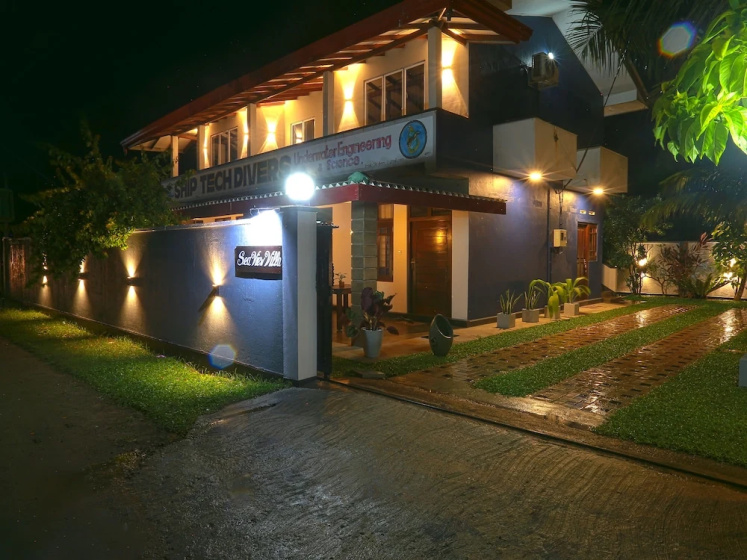 Цены на Sea View Villa в Хиккадува