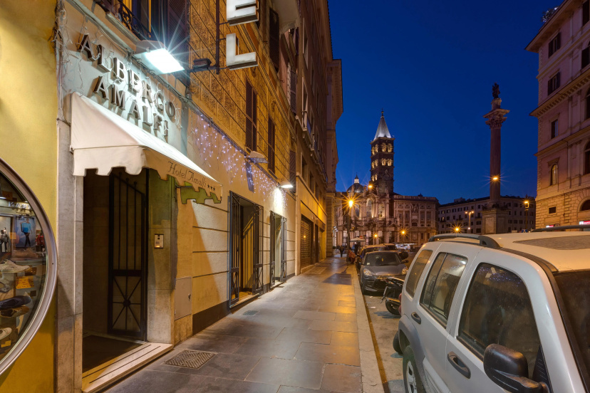 Hotel Amalfi — отель рядом с интересными местами в Риме