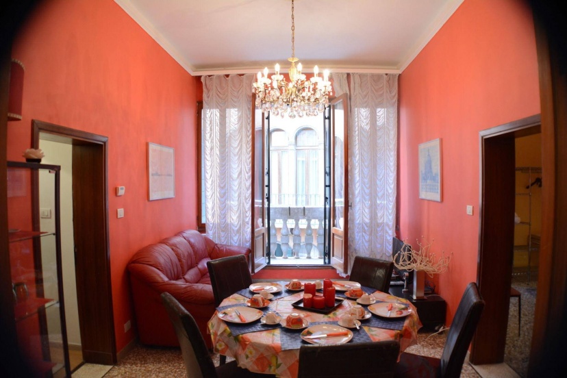 Sunny Venice Apartments — комфортный отель в Венеции