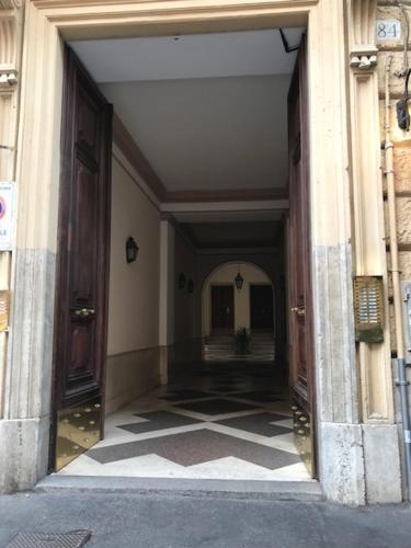 Laura Family Apartments — отель с удобствами в Риме