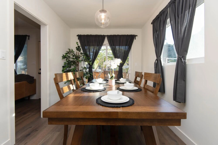 Stylish Apartment near Dodger St — отзывы гостей и цены