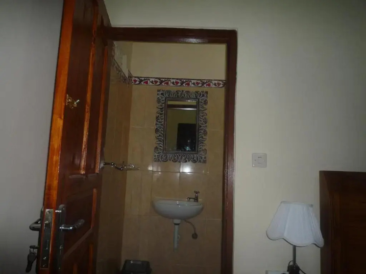 Shindu Home Stay — забронировать отель в Убуде