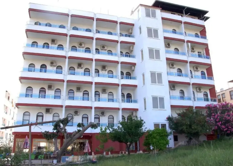 Сравните цены на Royal Hotel Alanya в Аланье