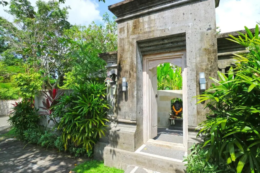 Avisaravilla and Guest House — отель с удобствами в Нуса