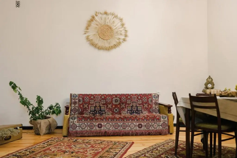 Цены на Town Guest House в Gyumri