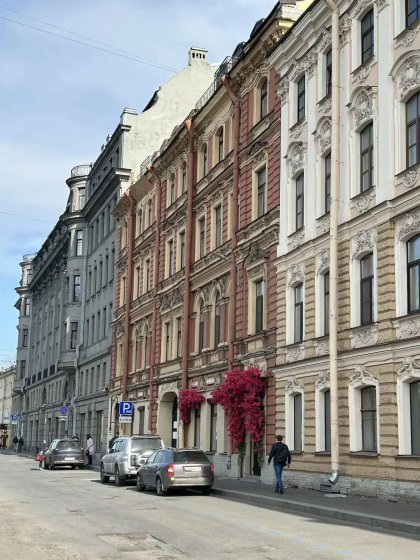 Цены на Апартаменты на Набережной Мойки 60 в Санкт-Петербурге