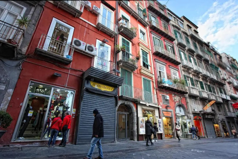 Цены на Napoli B&B в Неаполе