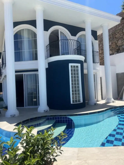 Цены на Amazing House With Private Pool in Antalya в Аланье