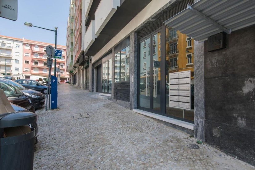 Bairrus Lisbon Apartments - Duque — комфортный отель в Лиссабоне