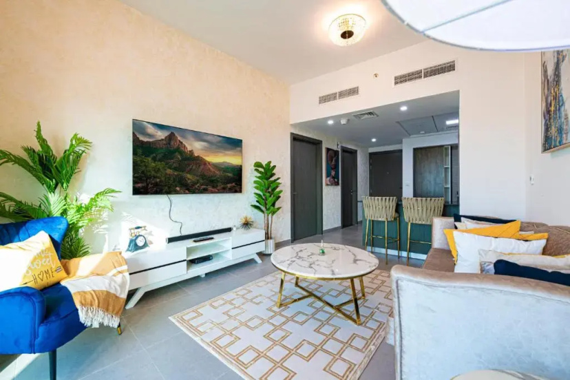 Luxury 1BDR Apt in Al Barsha with beautiful city skyline views — отель в Дубае, Объединенные Арабские Эмираты