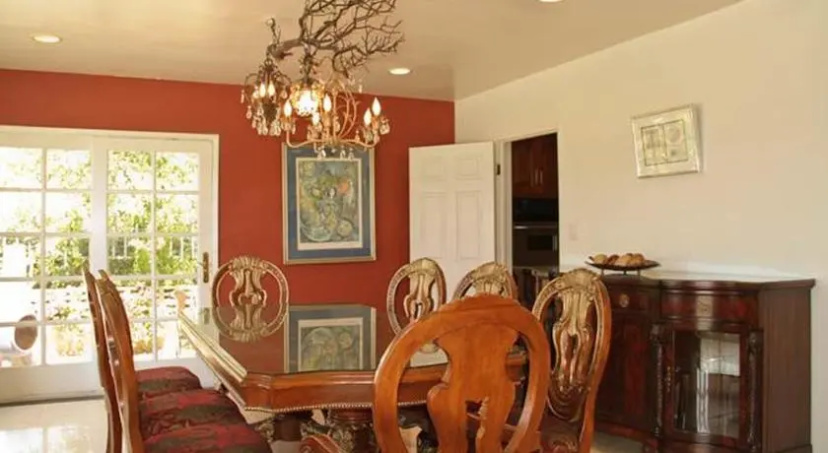 Beverly Hills Dream House Near Hollywood — комфортный отель в Лос-Анджелесе