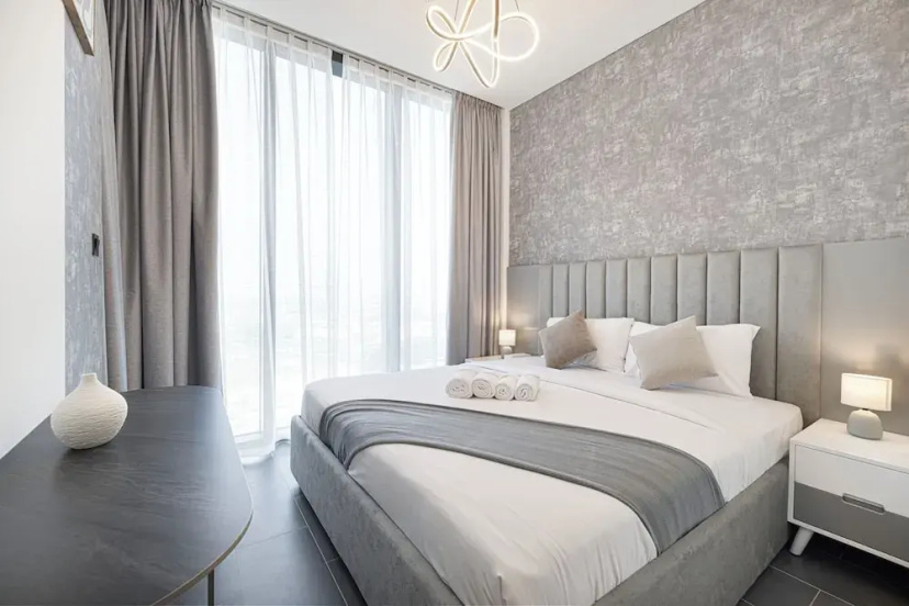Цены на Sobha Suites by Hostiva - Burj View в Дубае