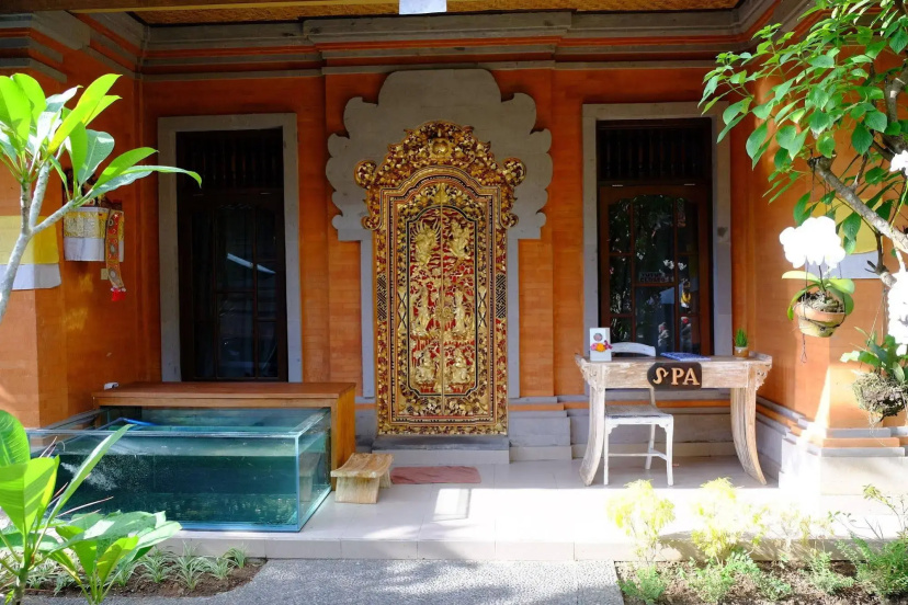 Jati 3 Bungalows and Spa — забронировать отель в Убуде