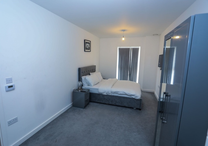 Цены на Dreams Apartments 2 Bed в Лондоне