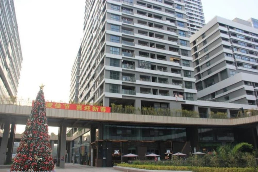 Shenzhen Yiwan Service Apartment — отель в Шэньчжэне, Китай