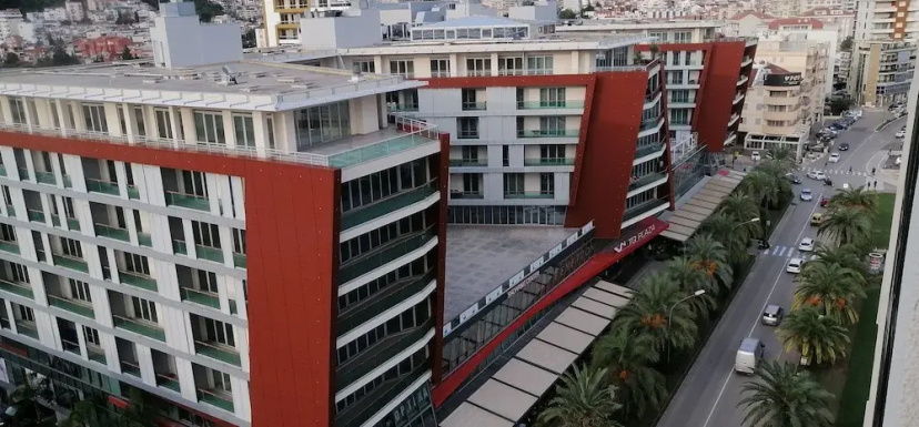 Fontana Lux Apartments — отель с удобствами в Будва