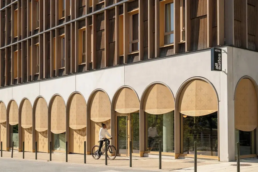 All Suites Hotel Paris Pleyel L'Ile-Saint-Denis — отель с отзывами гостей в Париже