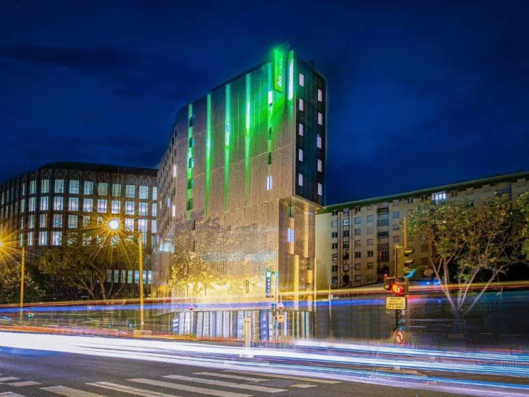 Ibis Styles Paris Meteor Avenue d'Italie — отель в удобной локации в Париже