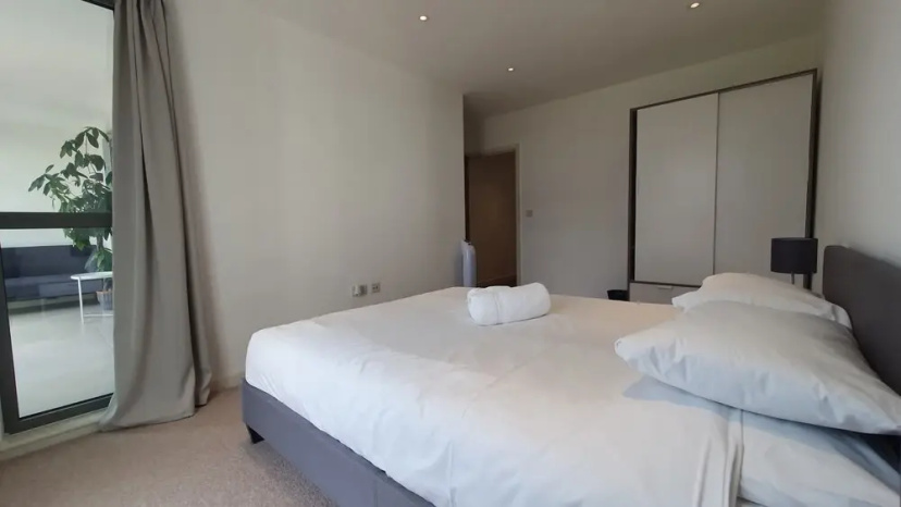 West Side Apartments Brentford 4 — отель в Лондоне, Соединенное Королевство