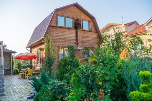 Арина — забронировать отель в Сириусе
