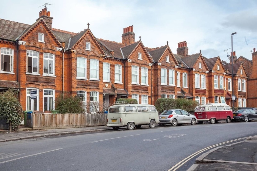 Beautiful 1bed Apartment Next to Brockwell Park — отель с удобствами в Лондоне