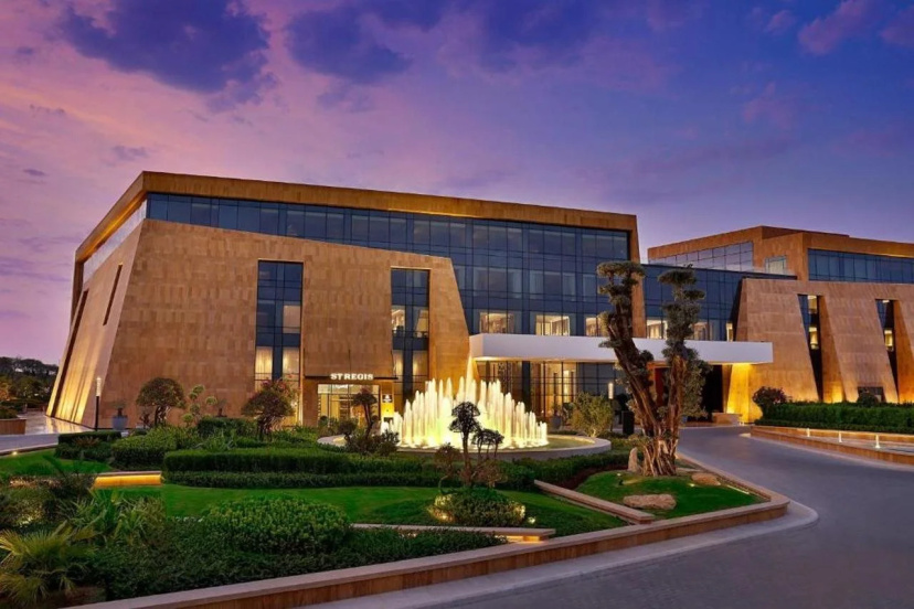 The St. Regis Riyadh — отель в Рияде для романтического отдыха