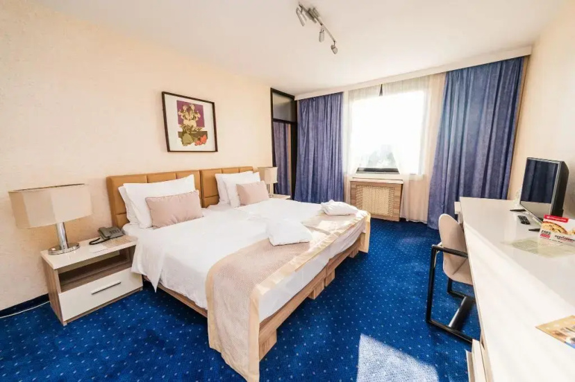 Hotel Holiday — отель с удобствами в Сарајево