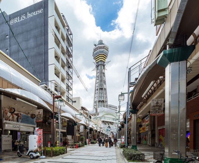 At RLiS House Tsutenkaku — отель с удобствами в Осаке