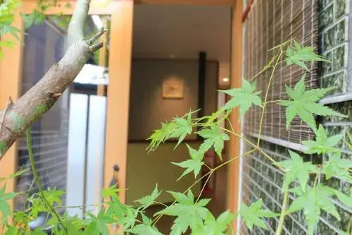 Expo Cottage 3 — отель с удобным расположением в Киото