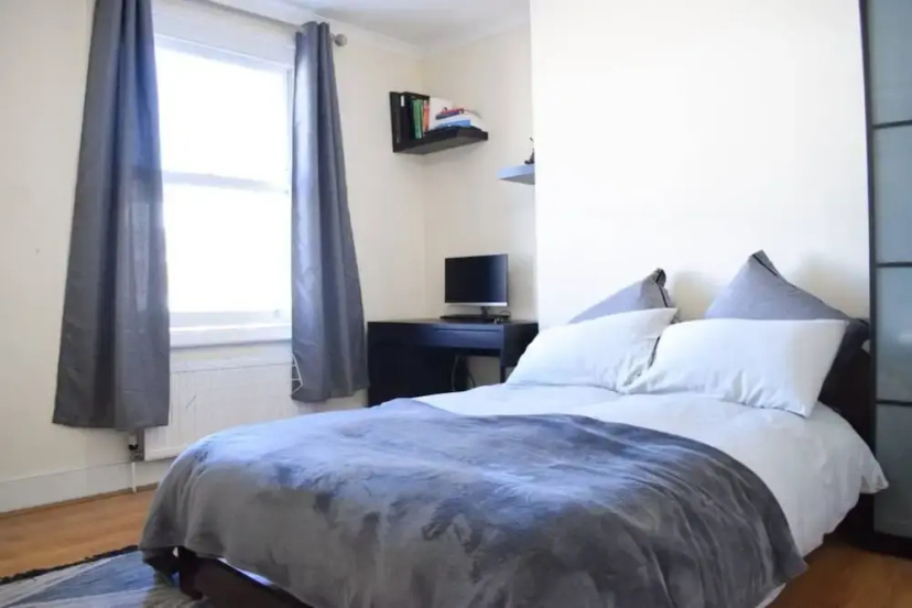 West Hampstead 2 Bedroom Apartment — забронировать отель в Лондоне