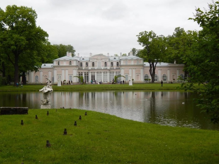 Цены на Martyshkino Guest House в Петергоф