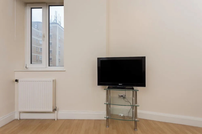 2 Bed Apartment In Kensington — отель с удобствами в Лондоне
