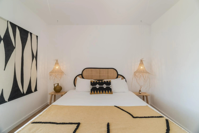 Casa Boma Lisboa - Sunny Apartment with Private Balcony and Panoramic Bridge View - Ajuda I — забронировать отель в Лиссабоне