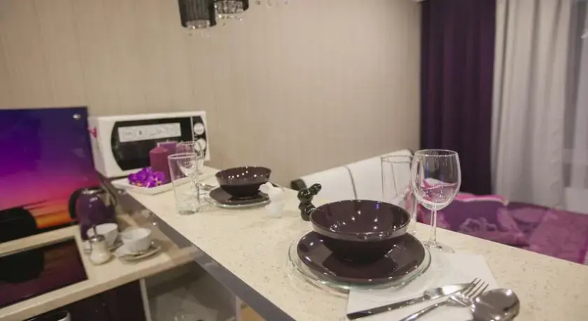 Апартаменты Home Hotel (Хоум Хотел) на 70 лет Октября — отель в Тольятти, Россия