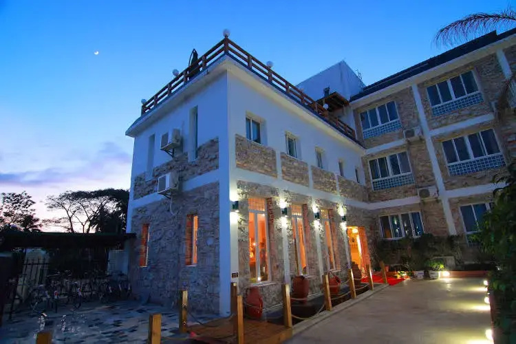 Цены на Yalong Bay Farinn Bo Hou Cun в Санье