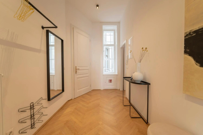 Brand new luxury Apartment in 1060 Vienna — забронировать отель в вене