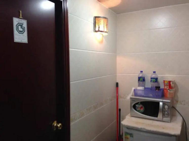 Цены на New Angel Guest House в Гонконг