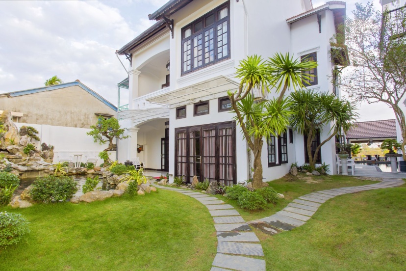 Цены на Riverside Impression Villa в Дананге