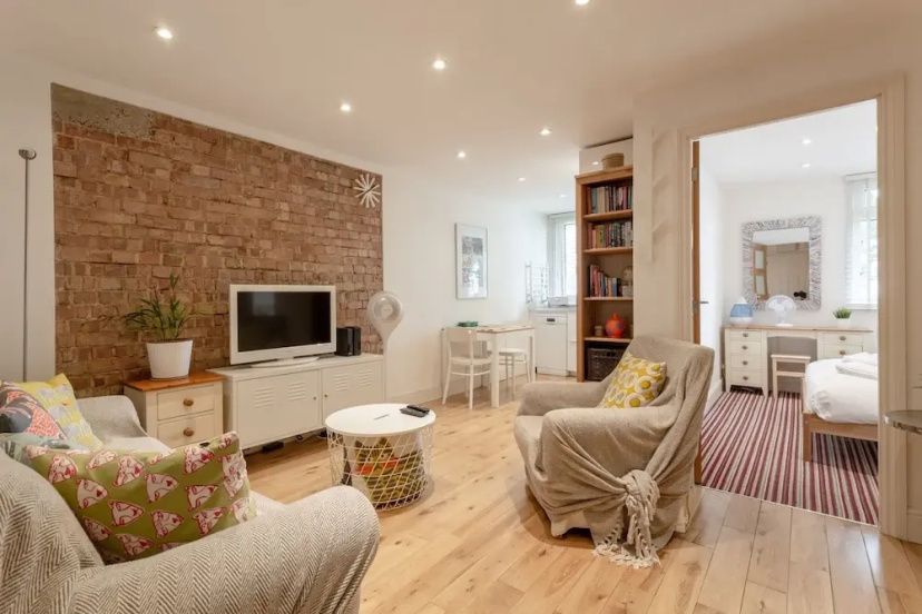 1 Bedroom Apartment Near South Bank — отель с удобствами в Лондоне