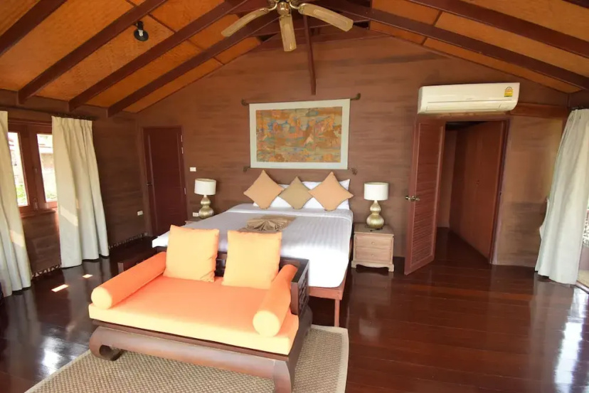 3 Bedroom Beach Front Villa with Private Pool - P3 SDV026-By Samui Dream Villas — комфортный отель в Кохе