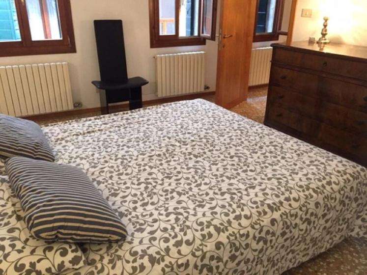 Grimaldi Apartments - Daisy — комфортный отель в Венеции
