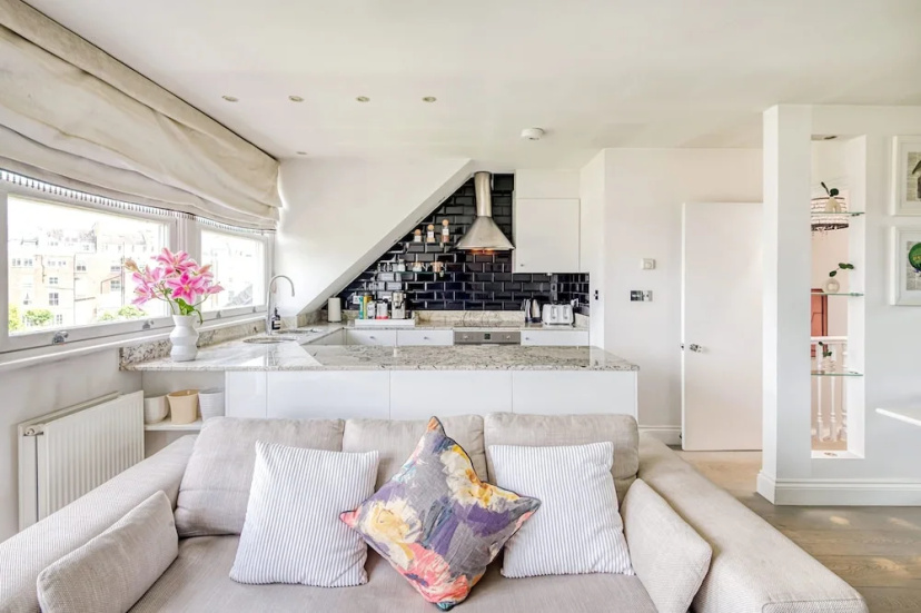 The Luxury Treehouse - One bed Little Venice - by Out of Office Lifestyle — отель с удобствами в Лондоне