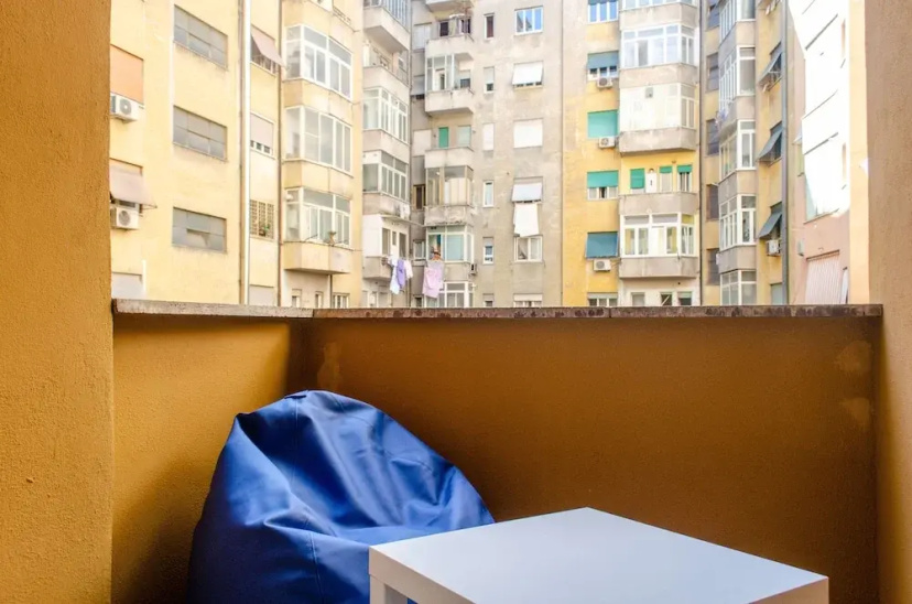 Kamchu Apartments Room With Balcony Piazza Bologna — отель с удобным расположением в Риме