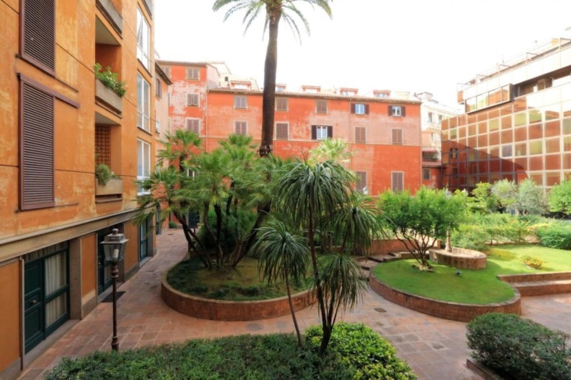 Unique Grand Trevi Fountain Apartment — отзывы гостей и цены