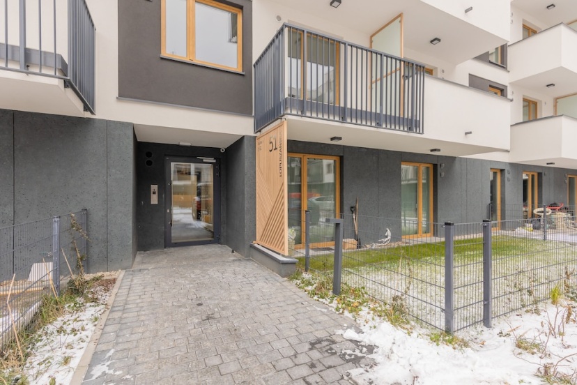 Beautiful Blue Apartment by Renters — отель в Варшаве, Польша