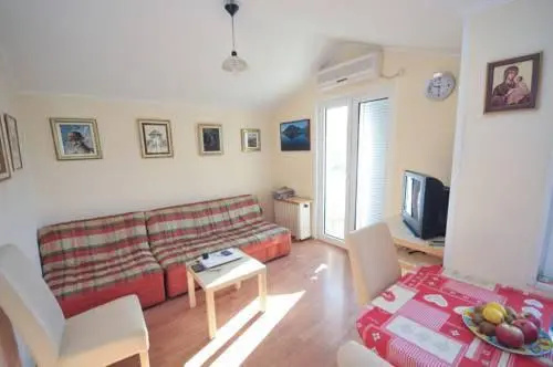 Apartment Adzic 3 — отель в Будва, Черногория