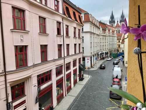 CE Apartment Old Town sq 4 — отель в Праге, Чешская Республика