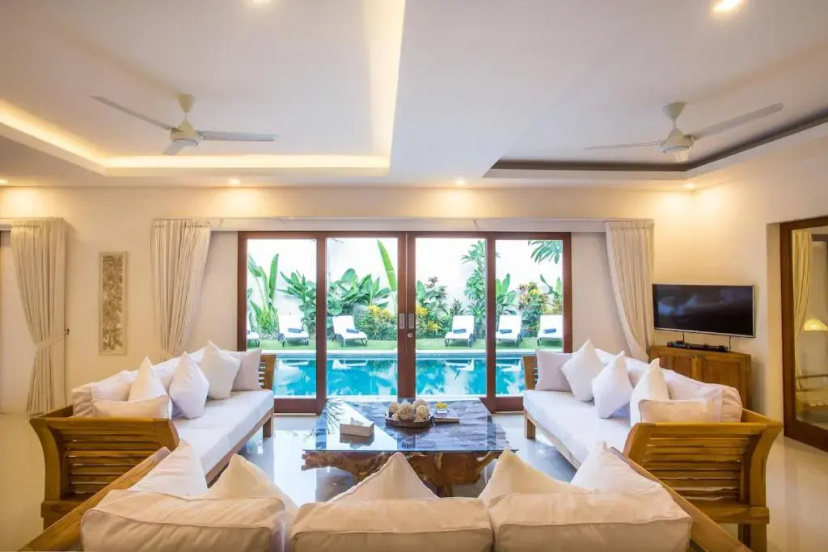 Deluxe Kamboja Villa — комфортный отель в Кута